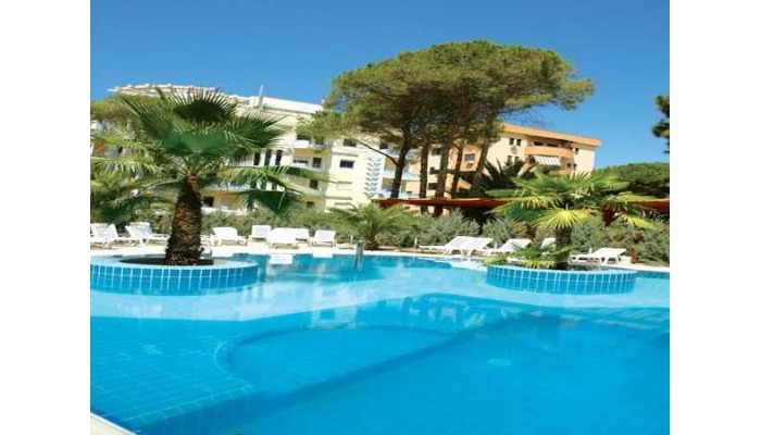 California Resort poza 0