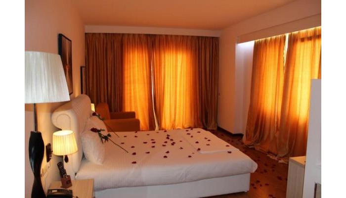 Hotel Bleart poza 7