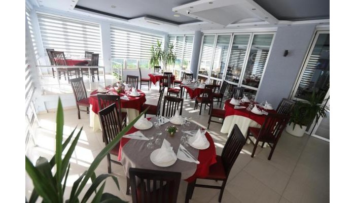 Hotel Perandor Durres poza 12