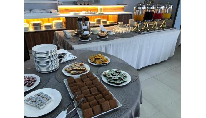 Hotel Perandor Durres poza 13