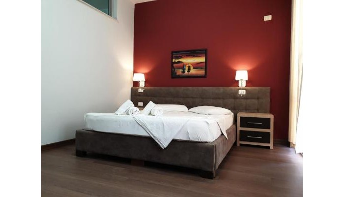 Hotel Perandor Durres poza 2