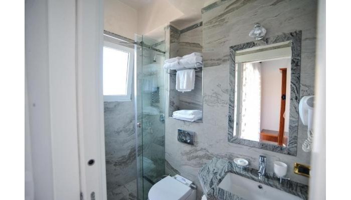 Iliria Internacional Hotel poza 13