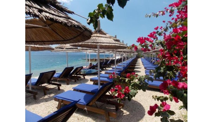 Hotel Nertili poza 1